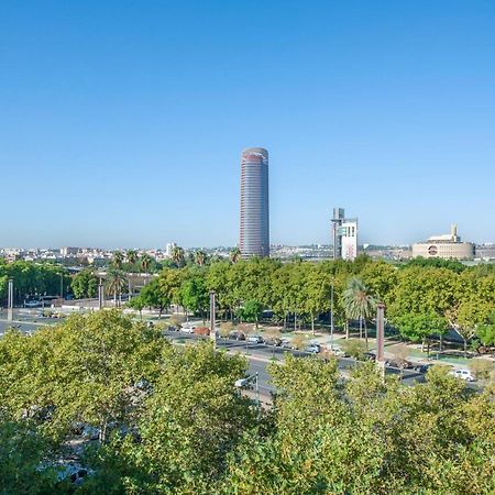 Casa Valentina: Confort Y Luz En Sevilla Centro Luaran gambar