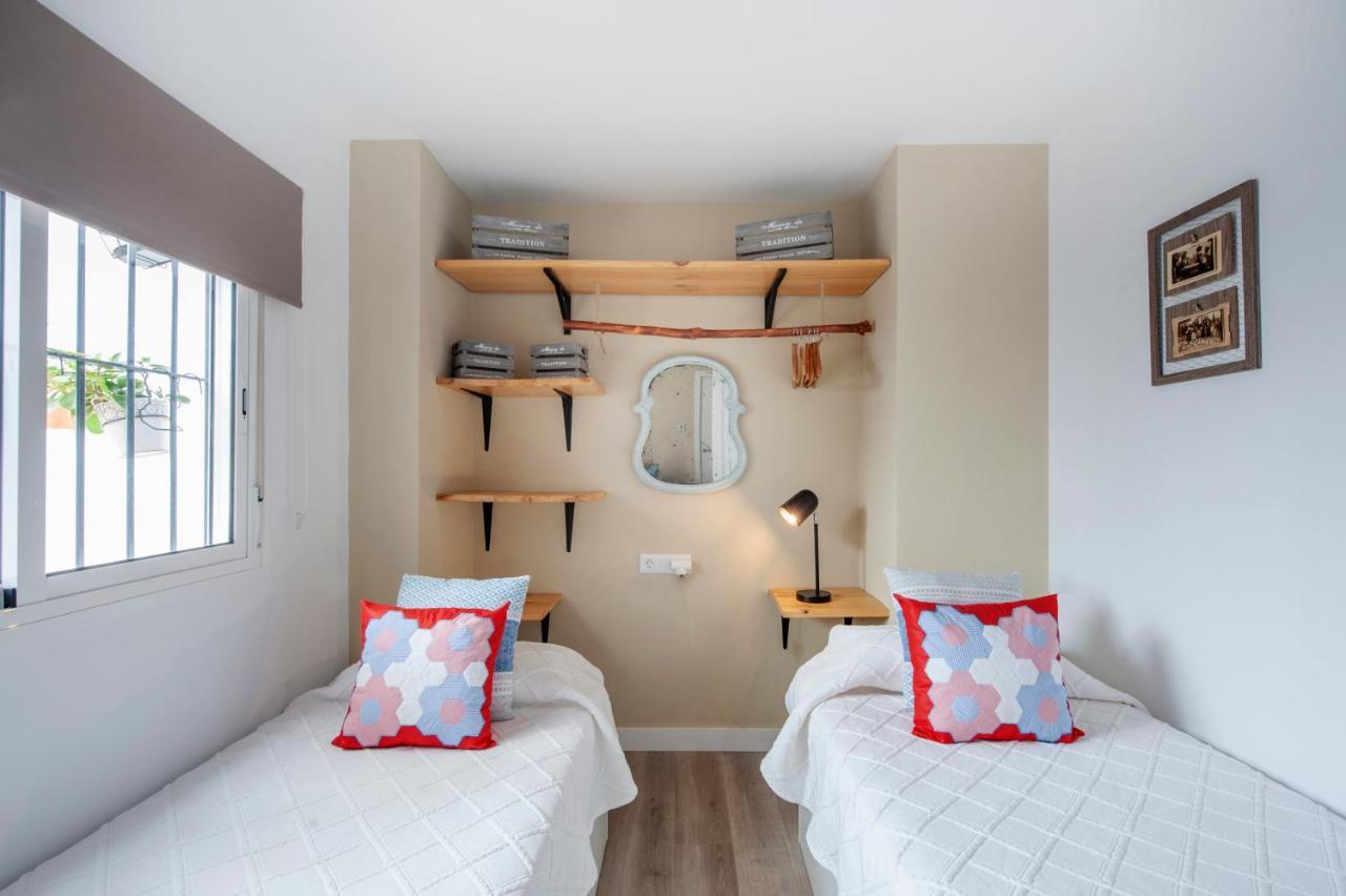 Casa Valentina: Confort Y Luz En Sevilla Centro Luaran gambar
